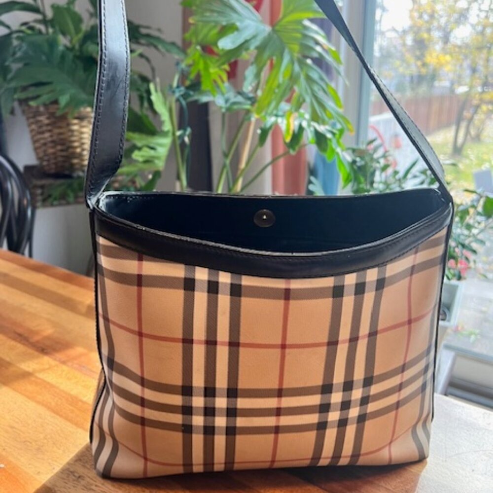 Burberry Nova Check Small Shoulder Bag — Authentic Vintage, As-Is (Lining Tear)